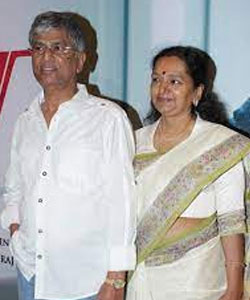 Vijay parents
